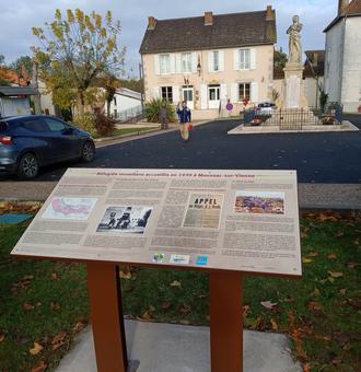 1 pupitre patrimoine 330